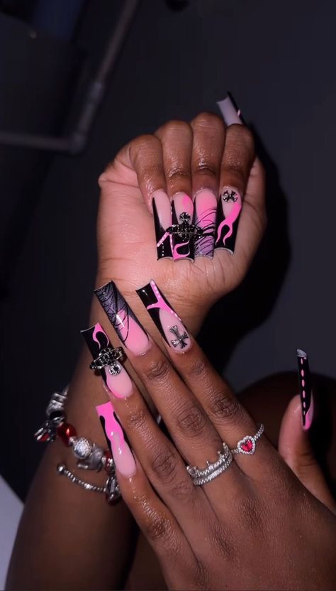 Drizzle Nails, Lipstick Nails Design, Nails 23, Black Acrylic Nails, Hard Nails, Birthday Makeup, Claw Nails, Colored Acrylic Nails, Girly Acrylic Nails