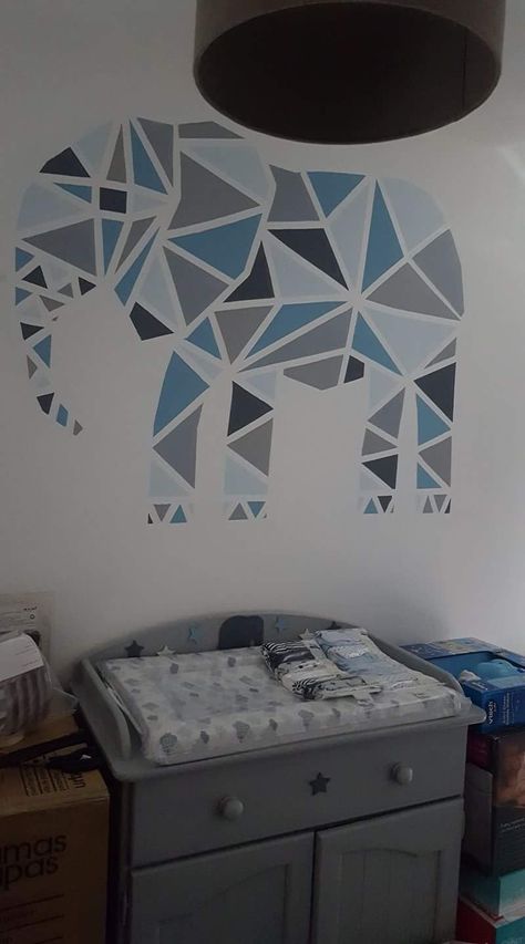 Tape Wall Art Diy Paint, Frog Tape Wall Design, Frog Tape Wall, Diy Art Ideas, Wall Painting Designs, Wall Tapestry Bedroom, Tape Wall Art, Tape Wall, Wall Art Diy Paint