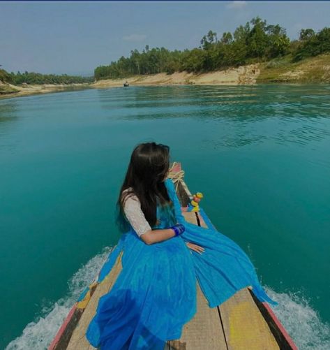 Bangladeshi Girls Dp, Boat Poses, Same Dp, Eye Pic, Photo Scenery, Saree Aesthetic, Traditional Poses, Cute Girl Dp, Saree Pic