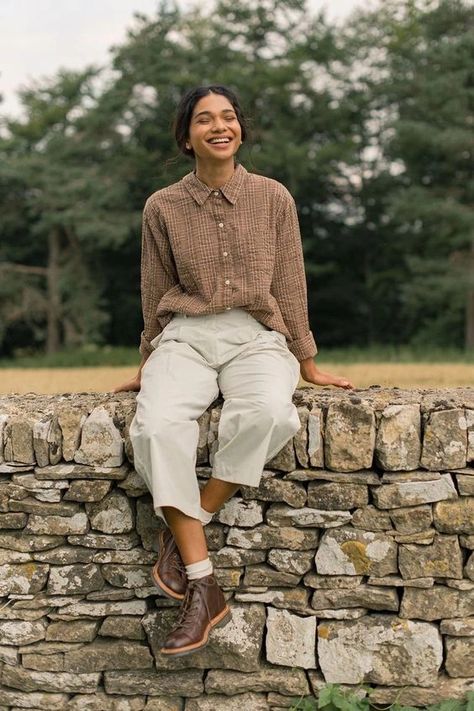 Rustic Outfits, Mum Fashion, Fashion Attire, Neutral Outfit, Modest Fashion Outfits, Closet Fashion, Outfit Inspo Fall, Inspiration Mode, Check Shirt