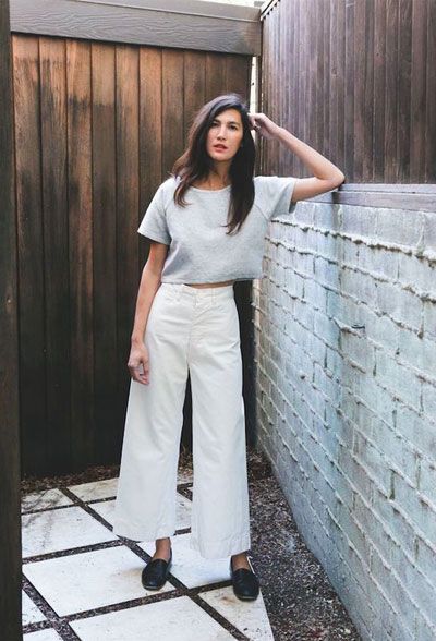 40 Amazing White Wide Leg Pants Outfit Ideas to Try This Summer | See ALL outfits at Lovika High Wasted Pants, Nautical Outfits, White Wide Leg Pants, Leg Pants Outfit, Sailor Pants, Culotte Pants, Outfit Trends, Minimalist Wardrobe, Pantalon Large