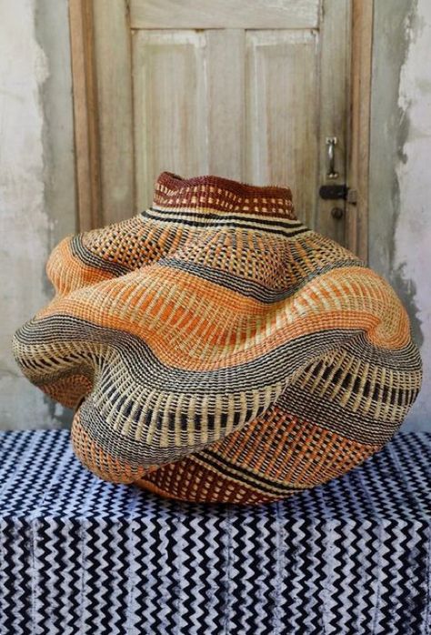 Art Basket, Tree Basket, Contemporary Baskets, African Pottery, African Interior Design, Africa Art Design, African Woven Basket, Basket Collection, African Inspired Decor