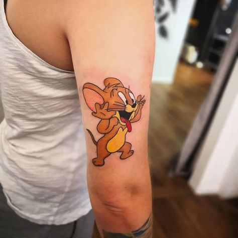 Minion Tattoo, Character Tattoos, Jerry Cartoon, Mouse Tattoos, Cartoon Tattoo, Cartoon Character Tattoos, Small Tattoos For Guys, Tattoo Kits, Funny Tattoos