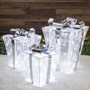 Holiday Living HL LED Silver Gift Box Set 3-Pc at Lowes.com Acrylic Tube, Silver Gift Box, Silver Lights, White Led Lights, Christmas Gift Box, Christmas Box, Kit Homes, Theme Design, Outdoor Christmas Decorations