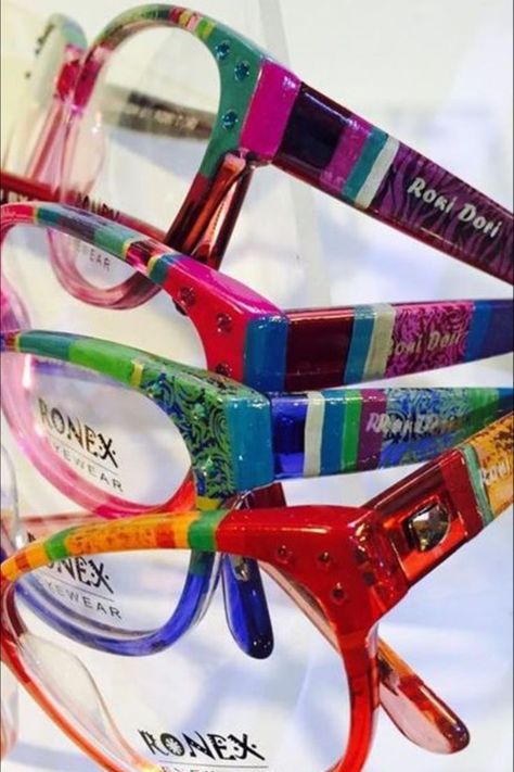 Colorful Glasses Frames, Unique Glasses Frames, Multi Colored Eyes, Mens Eye Glasses, Glasses Frames Trendy, Chic Glasses, Trendy Eyewear, Unique Eyewear, Funky Glasses