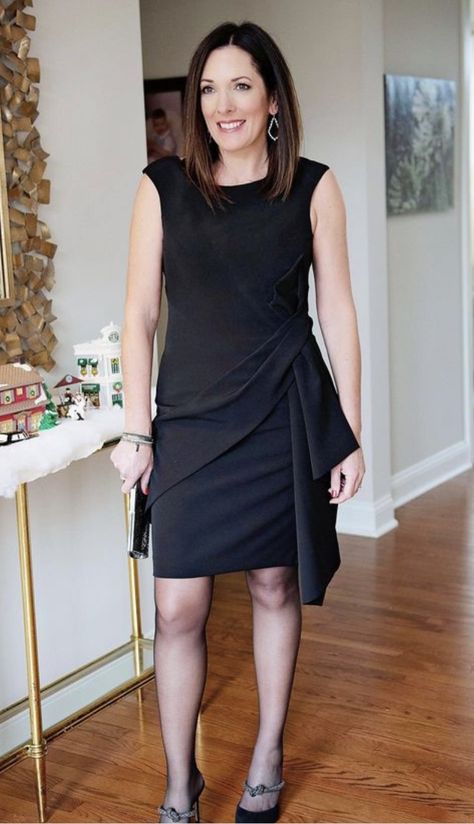 Jo Lynne Shane, Jolynne Shane, Suits For Women, Black Dress, Models, Dresses, Beauty, Quick Saves, Black