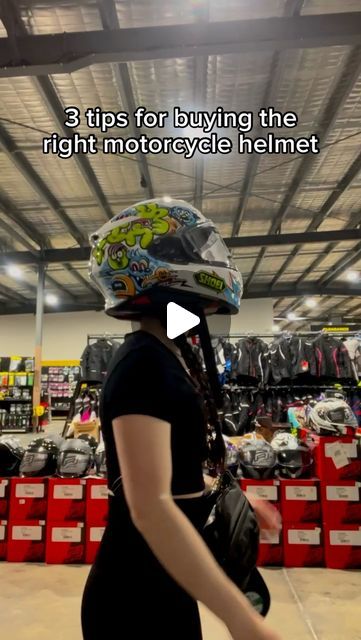 ophie’s bike diary on Instagram: "It took me a few days to find the right one. It can be so tiring 🤣 If you’re unsure, always speak to someone at the store! ✨ Trying on a bunch of helmets is part of the process and even wearing it for 5-10 min to see how it feels is essential! ☺️ do you have any other tips?   #motorcycle #motorcycles #motogirl #motorcyclesofinstagram #bikersofinstagram #bikersofinsta #motorcyclegirl #motolife #motorbike #motorbiker #motorbiker #motorcyclelife" Motorcycle Helmets For Women, Motorcycle Gear For Women, Motorbike Parts, Motorcycle Tips, Helmet Hair, Motorbike Helmet, Motorbike Girl, Sport Motorcycle, At The Store