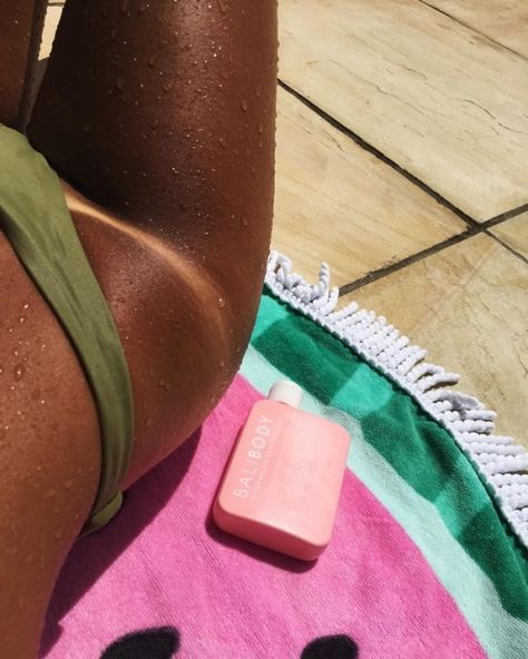 Tan Goals, Natural Tanning Oil, Natural Oils For Skin, Bali Body, Tanning Tips, Perfect Tan, Summer Tanning, Tanning Oil, Summer Goals