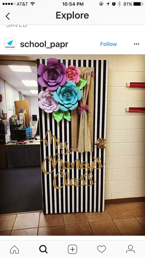 Room Door Ideas, Classroom Door Ideas, School Door Decorations, Classroom Makeover, Teacher Doors, School Doors, Preschool Class, Door Decorations Classroom, Class Room