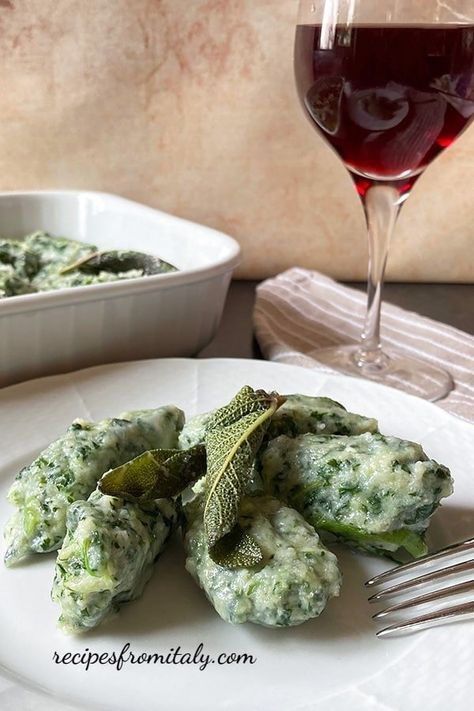 Ricotta Gnudi Recipe, Gnudi Recipe, Ricotta Gnudi, Recipes From Italy, Spinach And Ricotta, Potato Gnocchi, Spinach Ricotta, Gnocchi Recipes, Veggie Side Dishes