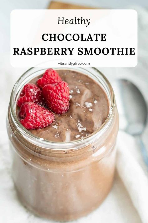 This easy and indulgent Chocolate Raspberry Smoothie hits the spot for dessert or breakfast! Made with cocoa, raspberries, and avocado. #vegan #dairyfree #healthydessert #glutenfree via @vibrantlygfree Granola Smoothie, Healthy Chocolate Smoothie, Chocolate Raspberry Smoothie, Gluten Free Smoothie, Healthy Chocolate Desserts, Banana Granola, Gluten Free Cereal, Healthy Gluten Free Breakfast, Dessert Smoothie