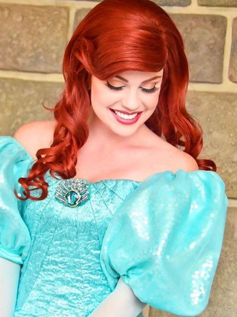 Wig Reference, Ariel Disney World, Ariel Disneyland, Princess Poses, Realistic Disney Princess, The Little Mermaid Musical, Ariel Wig, Ariel Makeup, Disney Princess Makeup