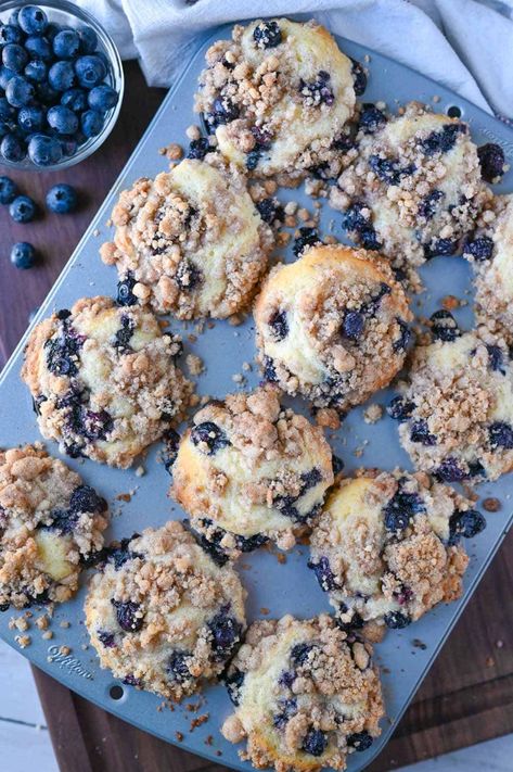 Blueberry Muffins Sour Cream, Muffins Sour Cream, Grilled Cheese Recipes Gourmet, Sour Cream Blueberry Muffins, Sour Cream Muffins, Blueberry Muffins Recipe, Korean Pork, Baked Sweets, Best Blueberry Muffins