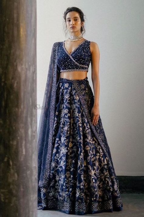 Classy Lehenga Designs, Midnight Blue Lengha, Midnight Blue Lehenga, Blue Lehenga Designs, Blue Colour Lehenga, Simple Lehenga Designs Classy, Classy Lehenga, Wedding Lehenga Designs, Lehnga Dress