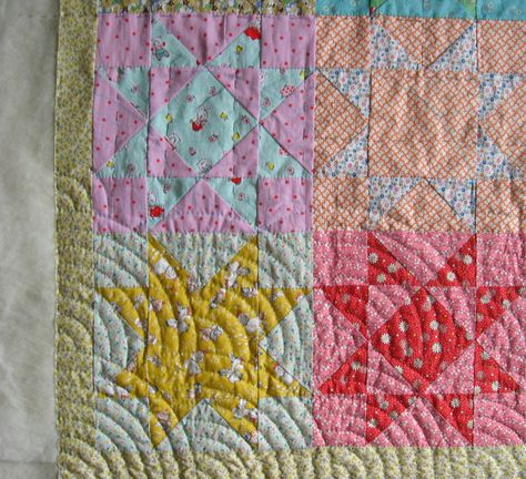 baptist fan quilting Baptist Fan Quilting, Hand Quilting Frames, Easy Hand Quilting, Scraps Quilt, Machine Quilting Tutorial, Big Stitch Quilting, Hand Quilting Designs, Quilting Stitch Patterns, Patchwork Quilting Designs