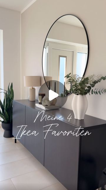 𝐌 𝐀 𝐑 𝐈 𝐀 💋 | Meine 4 Ikea Favoriten 😍

Bilderleiste MOSSLANDA
Kommode BESTA
Bank SKOGSTA 
Spiegel LINDBYN

Ich verlinke euch nachher auch nochmal a... | Instagram Living Room Design Layout, Besta Ikea, Ikea Besta, Ear Rings, Ikea Hack, May 7, Sideboard, Living Room Designs, A R