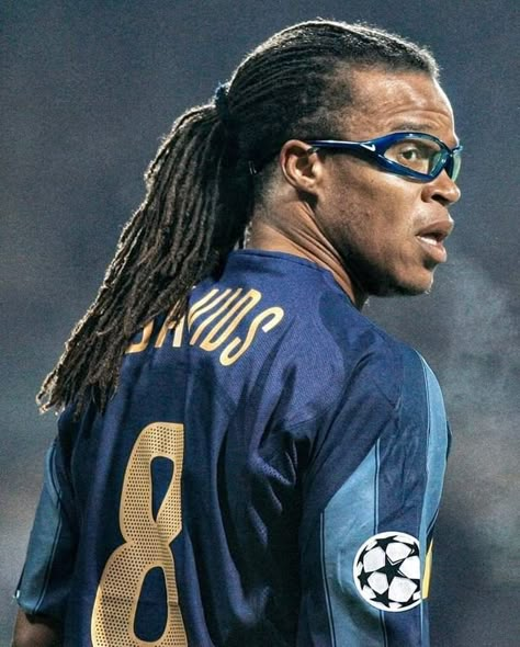 Edgar Davids, Football Players Images, Vintage Football Shirts, Football Fashion, Sport Art, Football Poster, Retro Football, Football Pictures, Vintage Football