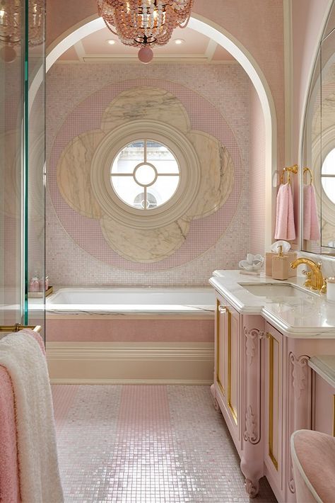 Pretty in Pink Interiors | Lori Morris Design | US & Canada Casa Fantasy, Baños Shabby Chic, Fancy Bathroom, Bilik Air, Dekorasi Kamar Tidur, Dream House Rooms, Bathroom Design Luxury, Home Cinema, Dream Room Inspiration