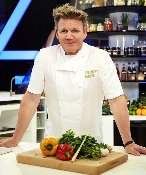 Gordon Ramsay Butter Chicken Recipe, Gordon Ramsay Butter Chicken, Ayam Mentega, Perfect Roast Beef, Gordon Ramsay Recipe, Chef Gordon, Chef Gordon Ramsay, Butter Chicken Recipe, Celebrity Chef