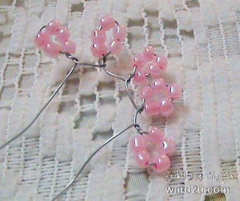 Bead Tree, Diy Gem, Beaded Flowers Patterns, Seed Bead Crafts, Wire Wrap Jewelry Designs, Wire Tree Sculpture, Wire Trees, Wire Flowers, Wire Tree