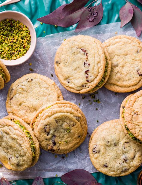 Cute Cookie Recipes, Impressive Cookies, Pistachio Sandwich, Pistachio Buttercream, Chocolate Chip Cookie Pizza, Cookies Cranberry, Edd Kimber, Birthday Cake Alternatives, Christmas Cookies Recipe