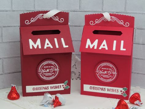 Stampingwithamore: CHRISTMAS MAIL TREAT BOX Christmas Treat Boxes, Diy Mail, Christmas Treats Holders, Christmas Treats Boxes, Wish Box, Letters To Santa, Christmas Mail, Cardboard Box Crafts, Christmas Props