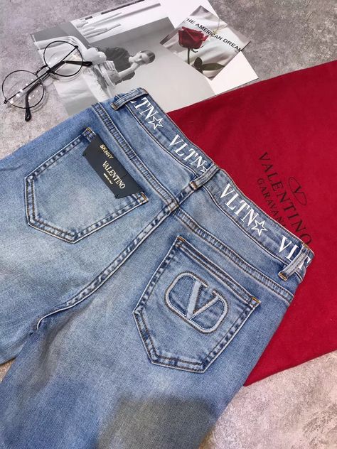 Pant Trousers Women, Denim Jeans Pants, Gucci Outfits, Woman Clothes, Cute Lingerie, Jeans Kids, Pants Trousers, Jeans Pants, Fashion Brand