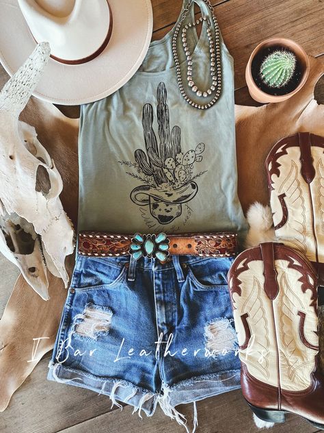 Excited to share the latest addition to my #etsy shop: 𝑊𝑖𝑙𝑑 𝑙𝑖𝑘𝑒 𝑡ℎ𝑒 𝑊𝑒𝑠𝑡 𝑇𝑎𝑛𝑘 𝑡𝑜𝑝，tank top, summer tank top, womens shirt, western tank top https://etsy.me/3zVfmhR #ladiesshirt #rodeostyle #westernwear #westernfashion #ladiestee #womensshirt #cowg Cowboy Hat Outfit Woman Summer, Western Summer Fashion, Summer Western Outfits, Country Wardrobe, Western Tank Tops, Cowboy Hat Design, Western Fits, Rocker Tank, Summer Tank Top