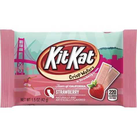 Weird Candy, Kit Kat Candy, Strawberry Clothing, Kit Kat Flavors, Candy Flavors, Donut Flavors, Sweet Aesthetic, Kit Kat Bars, American Snacks