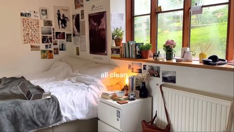 Carys Rachel, Rachel House, Uni Room, Bedroom Deco, Pinterest Room Decor, Room Goals, Cozy Room Decor, Dream Rooms, Dream Bedroom