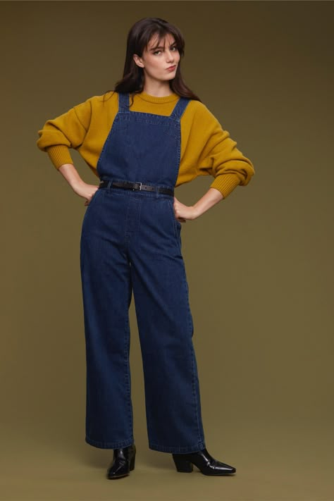 70s Overalls, Dungaree Outfit, Overalls Outfit, Woman Suit Fashion, Little Outfits, Fashion Gallery, Look Vintage, Suit Fashion, Evening Dresses Long