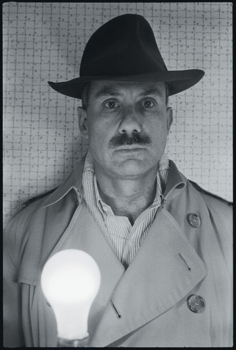 James Ellroy, Connecticut, 1991 by Bruce Gilden Bruce Gilden, James Ellroy, Philippe Halsman, John Berger, Demon Dog, Classic Portraits, Essayist, Black Dahlia, Fiction Writer