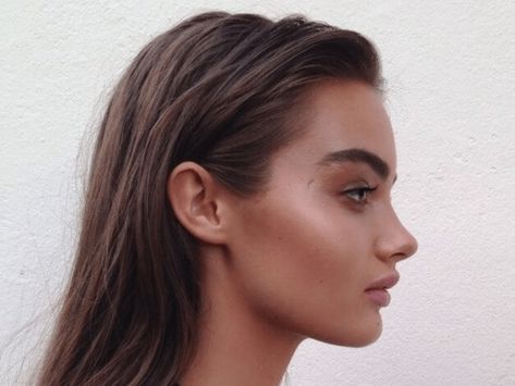 Glowing up means taking care of yourself, both mentally and physically. Try these helpful tips out to glow up this summer and see a change in your well-being! Rhinoplasty Nose Jobs, Pretty Nose, Perfect Nose, Nose Surgery, Nose Shapes, Nose Job, School Looks, Summer Glow, Contouring And Highlighting