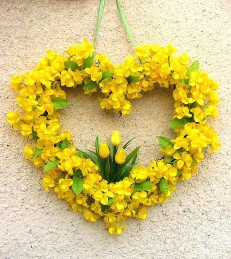 Christmas Decorations Diy Outdoor, I Love Heart, My Funny Valentine, Heart Wreath, Deco Floral, Happy Heart, Beautiful Heart, Mellow Yellow, Shades Of Yellow