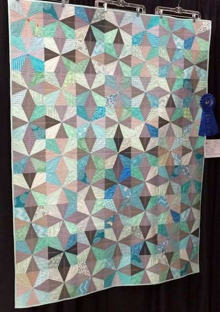 Beautiful grey & turquoise quilt Monochromatic Quilt, Turquoise Quilt, Patchwork Ideas, Kaleidoscope Quilt, Nancy Zieman, Quilt Show, Scrap Quilt, Grey Quilt, Pretty Quilt