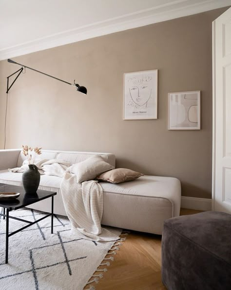 15 Scandinavian Living Rooms to Help You Embrace Hygge Taupe Living Room, Scandi Living Room, Living Room Wall Color, Room Wall Colors, Beige Living Rooms, Living Room Scandinavian, Brown Living Room, Paint Colors For Living Room, Living Room Colors