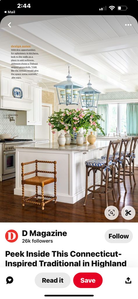 Grandmellinial Kitchen, Traditional Southern Kitchen, Low Country Kitchen, Southern Charm Kitchen, Rh Kitchen, Ranch Kitchen Remodel, Small White Kitchens, Dreamy Kitchens, Ranch Kitchen