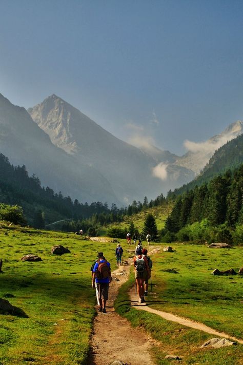 Pyrenees, France Keen Pyrenees, Great Pyrenees Photography, The Pyrenees Mountains, Pyrenees Mountain Dog, Pyrenees Mountains France, Image Nature, Pyrenees, Future Travel, Pilgrimage