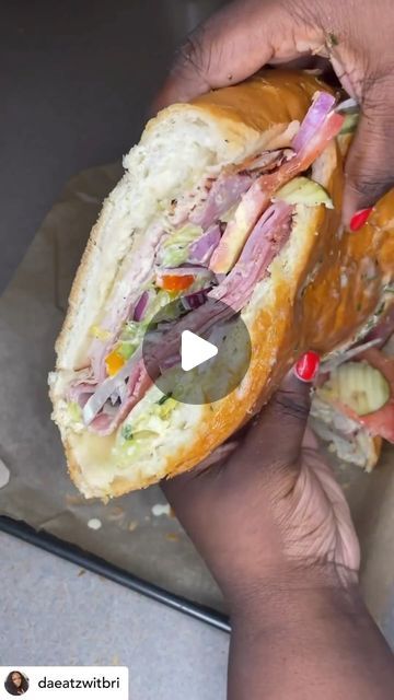 FoodHQ on Instagram: "Grinder Sandwich🥪😎  #instafoodhq  🎥 By: @daeatzwitbri   #sandwich #grindersandwich #viral #lunch #lunchtime #dinnertime #recipe #easyrecipeideas #instafoodhq" Grinders Sandwiches, Grinder Sandwich Recipe, Grinder Sandwiches, Dagwood Sandwich, Grinder Sandwich, Sandwich Recipe, Sandwich Recipes, Sandwiches, On Instagram