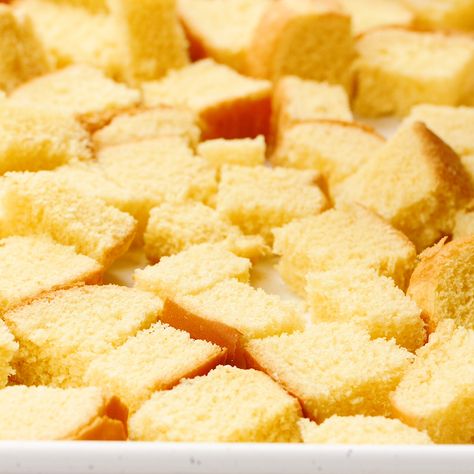 bread cubes Bread Egg Casserole, Casserole With Bread Cubes, Breakfast Casserole Made With Bread Slices, Breakfast Casserole With Bread Cubes, Egg Casserole With Bread Cubes, Leftover Bread Breakfast Casserole, Egg Casserole With Bread, Easy Egg Bake, Egg And Cheese Casserole