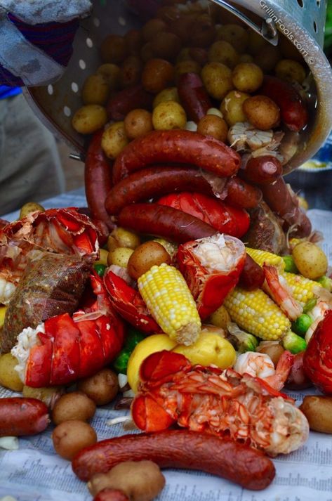 4th of July Lobster Boil | GrillinFools Crawfish Boil Recipe, Seafood Boil Party, Brisket Oven, Lobster Boil, Seafood Boil Recipes, Boiled Food, Crab Boil, How To Cook Lobster, Clam Bake