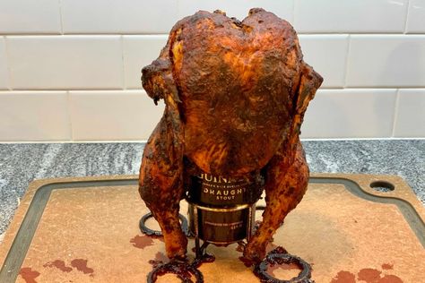 Guinness Draught, Can Chicken, Guinness Storehouse, Beer Can Chicken, Homemade Barbecue Sauce, Guinness Beer, Supper Ideas, Barbeque Sauce, Chicken Print