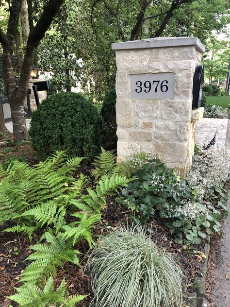 Mailbox Pillar Stone Columns, Mailbox Ideas With Stone, Stone Mailbox With Light, Brick And Stone Mailbox Ideas, Flagstone Mailbox Ideas, Stone Driveway Entrance Columns, Modern Stone Mailbox Ideas, Stone Mailbox Designs, Mailbox Ideas Stone