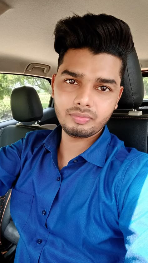 Indian Man Selfie, Random Indian Guy, Male Selfie Poses, Selfie Male, India Boy, Cute Indian Guys, Indian Guy, Guy Selfies