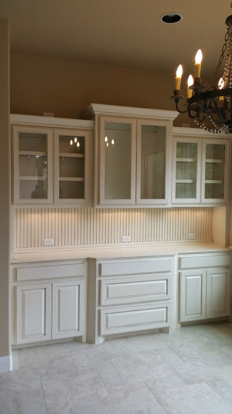 Dining Room Built In Cabinets, Built In Dining, Dining Room Cabinets, Dining Room Built Ins, Dining Room Built In, Built In Buffet, Custom Dining Room, Built In Hutch, Dining Room Updates