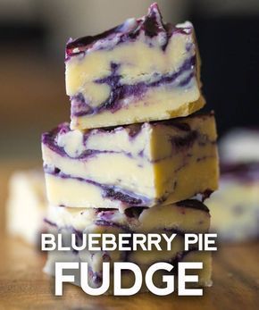 Blueberry Fudge, Homemade Blueberry Pie, White Chocolate Fudge, Homemade Fudge, Fudge Recipe, Blueberry Pie, Blueberry Recipes, Homemade Candies, Fudge Recipes