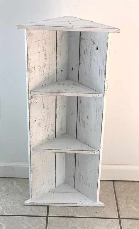 Handmade Corner Bookcase Icing Two Shelves by thesummeryumbrella, $50.00 Diy Shelves Design, Diy Shelves Ideas, Diy Corner Shelf, Corner Shelf Design, Shelf Designs, Wood Corner Shelves, Regal Design, Pallet Shelves, Diy Holz