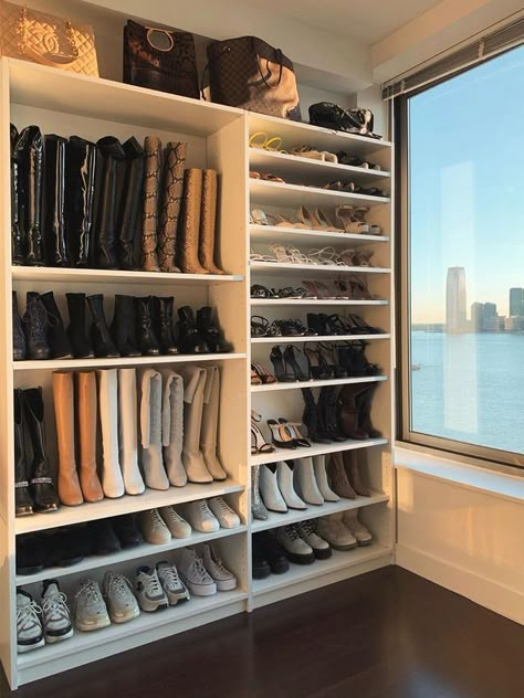 Shoe Wall For Women, Cass Dimicco, Hiasan Bilik Tidur, Entry Closet, Dream Closet Design, Walking Closet, Closet Design Layout, Closet Renovation, Closet Layout