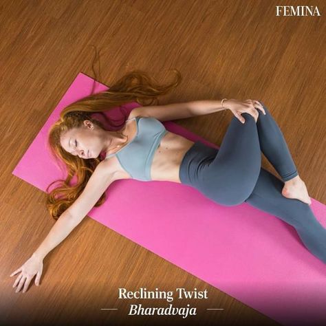 Supine Twist, Gym Pics, What Is Yoga, Best Hair Mask, Face Mask Recipe, Easy Yoga Workouts, Tone Up, Body And Mind, In The Gym