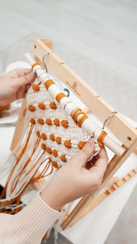 Nghi Ho | Macrame Content Creator/ Author | 🌟Christmas star tutorial for beginners 🌟 Learn how to do it witn me. Cut the following: - 2 white cords, each 2.2m (2.4yd) long - 2 white... | Instagram Animal Granny Squares, Knot Guide, Simpul Makrame, Pola Macrame, Macrame Knots Tutorial, Macrame Knots Pattern, Crochet Halter Top, Macrame Wall Hanging Patterns, Macrame Wall Hanging Diy